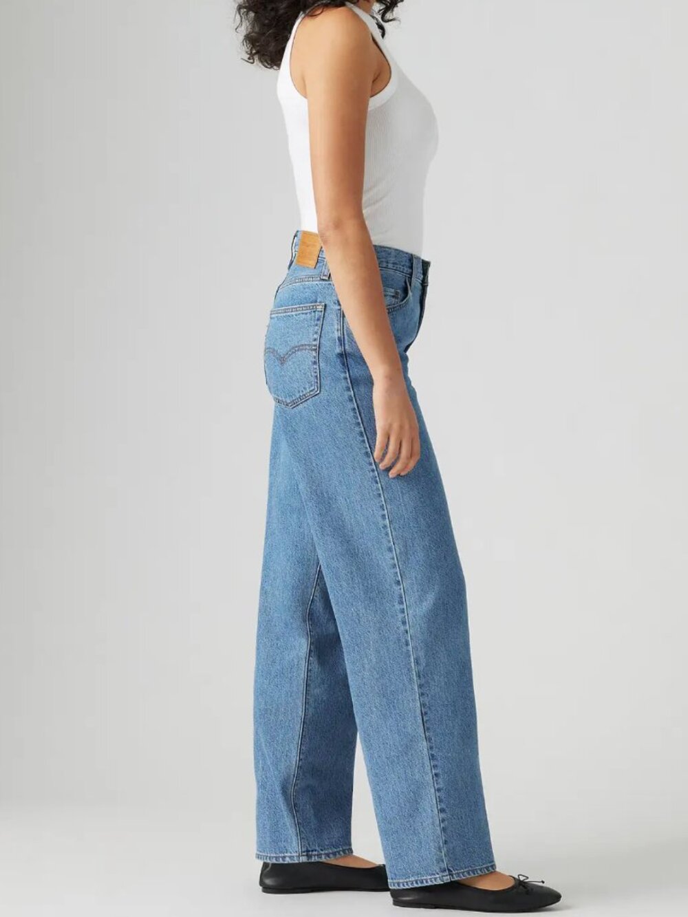 Levi's Straight Leg Dad Jeans (24) - Picture 2 of 6